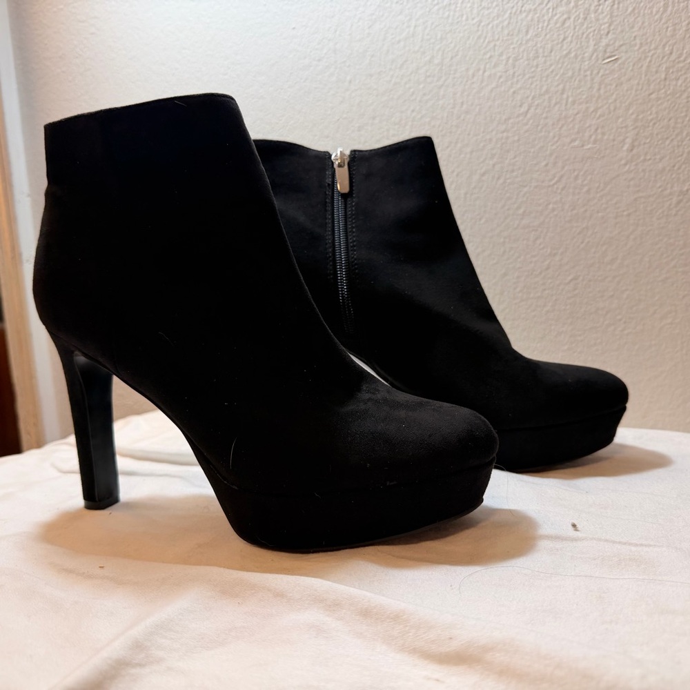 Nine West Black Suede Platform Ankle Booties